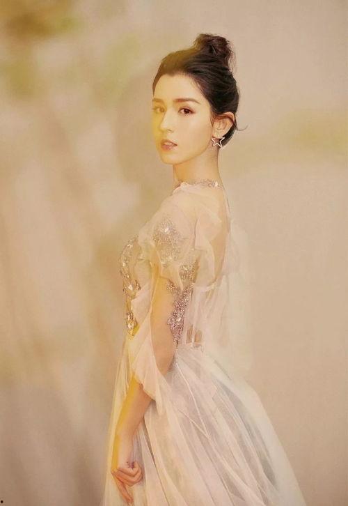 秦霄贤哈妮克孜圈内爆料,揭秘娱乐圈背后的真相